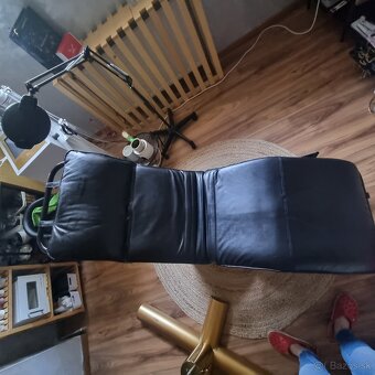 Kozmetické lehátko a stolík - 4