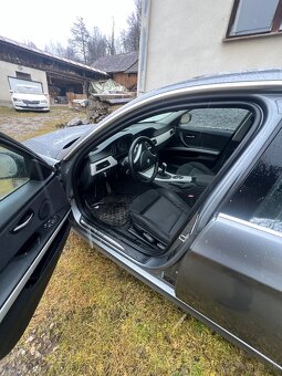 BMW 330D xdrive 2010 ročník - 4
