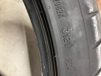 Pirelli 225/40R19 letné - 4