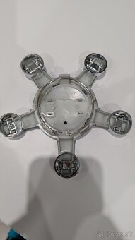 Stredové krytky AUDI Q7 4L0601165D - 4