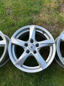 Disky R16 5x112 - 4