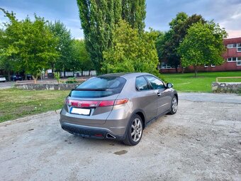 Predám Honda civic 2.2 ctdi 103kw - 4