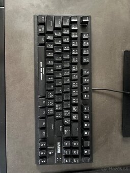 Predám stolny PC - 4