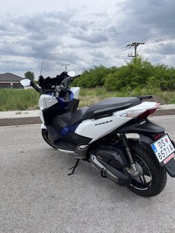 Honda Forza 125 - 4