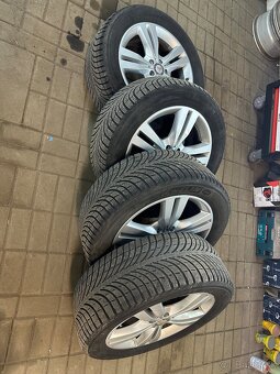 Elektrony Mercedes-Benz R19 - 4