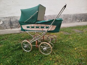 Retro Starý kočiar pre bábiky - 4
