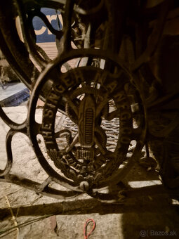 Šijací stroj SINGER - 4