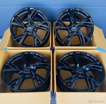 5x112 R18 MAM RS5 Black - 4