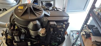 Predam zavesny lodny motor HONDA BF 60 - 4