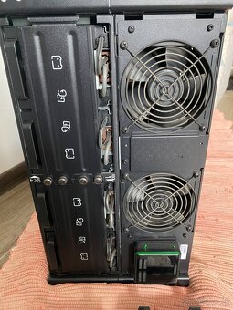 APC SRT8KXLI SRT 8000VA RM 230V APC Smart-UPS - 4