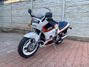 KAWASAKI GPZ 500R - 4