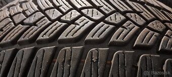 Predám 4ks jazdené zimné 205/60r16-92H Fulda - 4