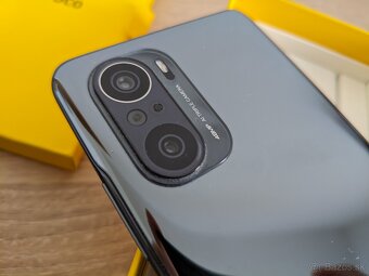 Poco F3 8GB / 256GB - 4