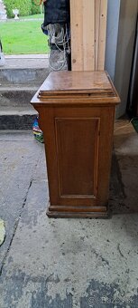 Singer - 4