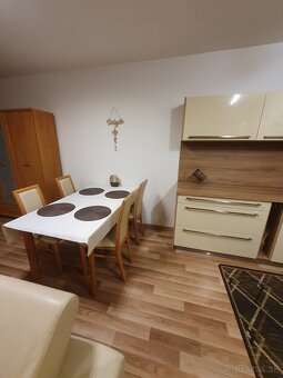 Ubytovanie v apartmáne za super cenu v centre Popradu - 4