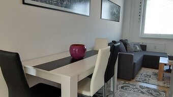 3. izb. reprezentatívny, zrekonštruovaný, zariadený byt. TOP - 4