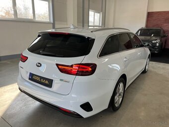 Kia Ceed kombi 2021 Gold 1.6crdi 100kw 7dct A/T automat - 4