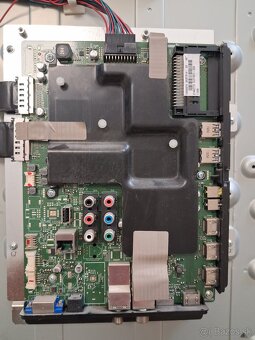 Na ND predám 3D LED 4K Ultra HD TV SMART  ORAVA  LT-1390 A10 - 4