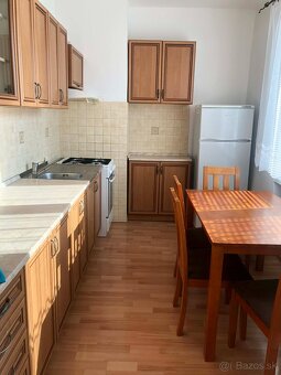 Prenájom 2-izbového bytu - 4