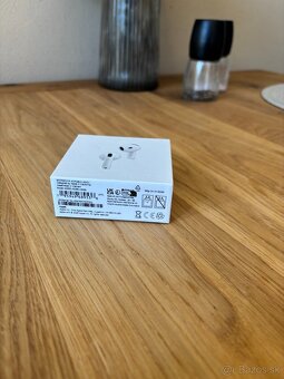 Apple Airpods 4 - 4