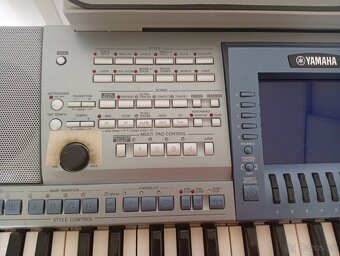 Klávesy/Keyboard - 4