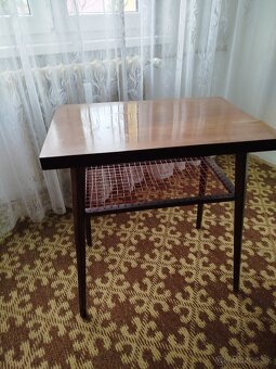 Predám retro jedálenský stôl a retro kreslá - 4