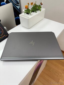 HP ZBook 15 G5 - 4