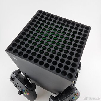 Xbox Series X – 2 ovládače - 4