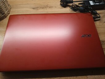 Predám notebook Acer Aspire E15 red - 4
