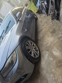 Bmw e90 330d 180kw - 4