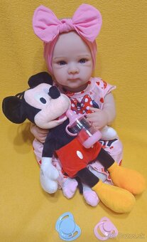 Realistická bábika Saskia - 4