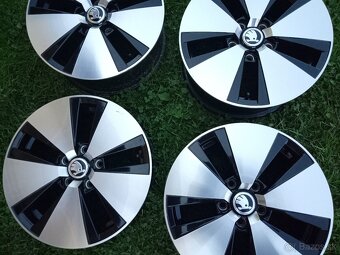 VW Passat, T-Rock16"orig.elektrony+škoda Superb, Octavia 16 - 4