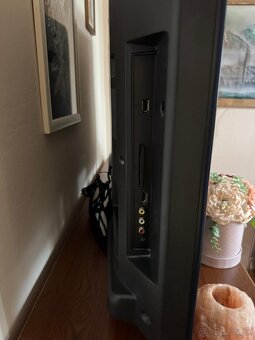 SONY BRAVIA 40S5600, r.v.2009, uhlopriečka 102cm, čierny - 4