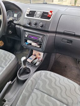 Skoda Fabia - 4