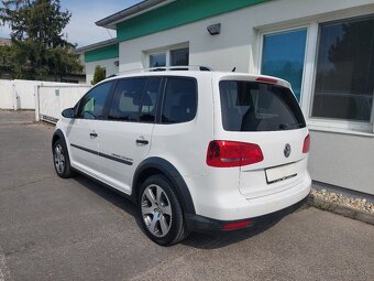 VOLKSWAGEN TOURAN CROSS 2,0TDI 103KW - 4