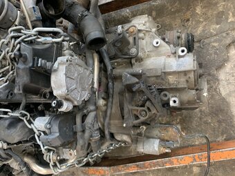 Motor 2.0tdi 4x4 CBA Passat B6 manual. - 4
