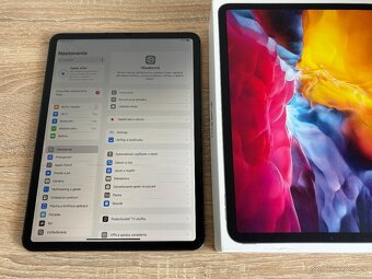 Apple iPad Pro 256GB Cellular - 4