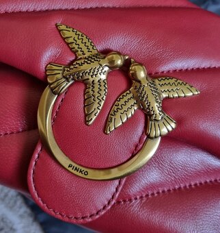 Kožená kabelka Pinko puff - 4