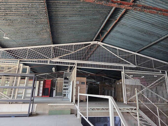 RealityKolesár prenajíma sklad393m2kanc130m2 Textilná Jazero - 4
