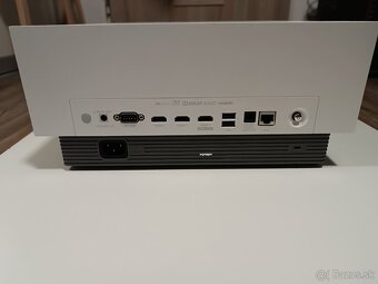 Predám LG CineBeam HU810PW 4K laserový projektor-1745 hod - 4