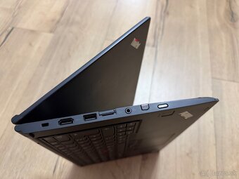 Lenovo ThinkPad X380 Yoga - 4