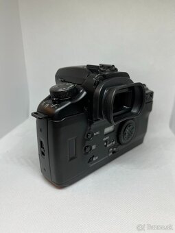 Canon EOS 7 - 4