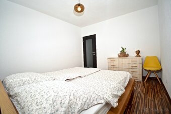 Stačí sa nasťahovať v centre moderný 3izb byt s loggiou - 4