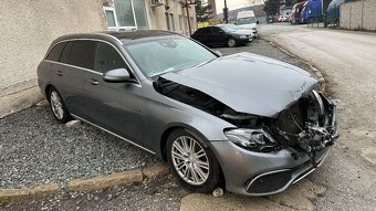 Mercedes-Benz E250 - 4