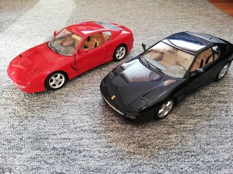 1:18 FERRARI 456 GT Bburago - 4