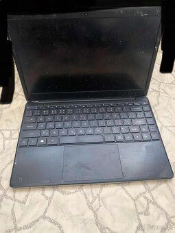 Predám tento notebook 2 jadro 4 gb ram 32 gb nejde wifi - 4
