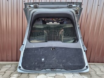 Peugeot 407 SW kufrové dvere - 4