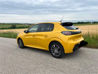 Peugeot 208 - 4