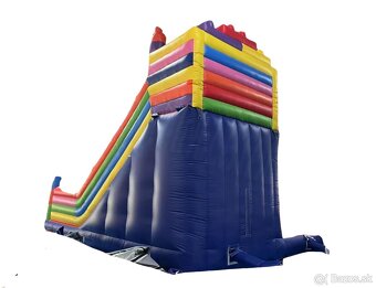Skakacie kombo so šmykľavkou Kocky - 4