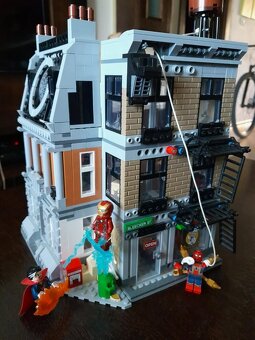 LEGO SUPERHRDINOVIA : 76108 + 76104 - 4